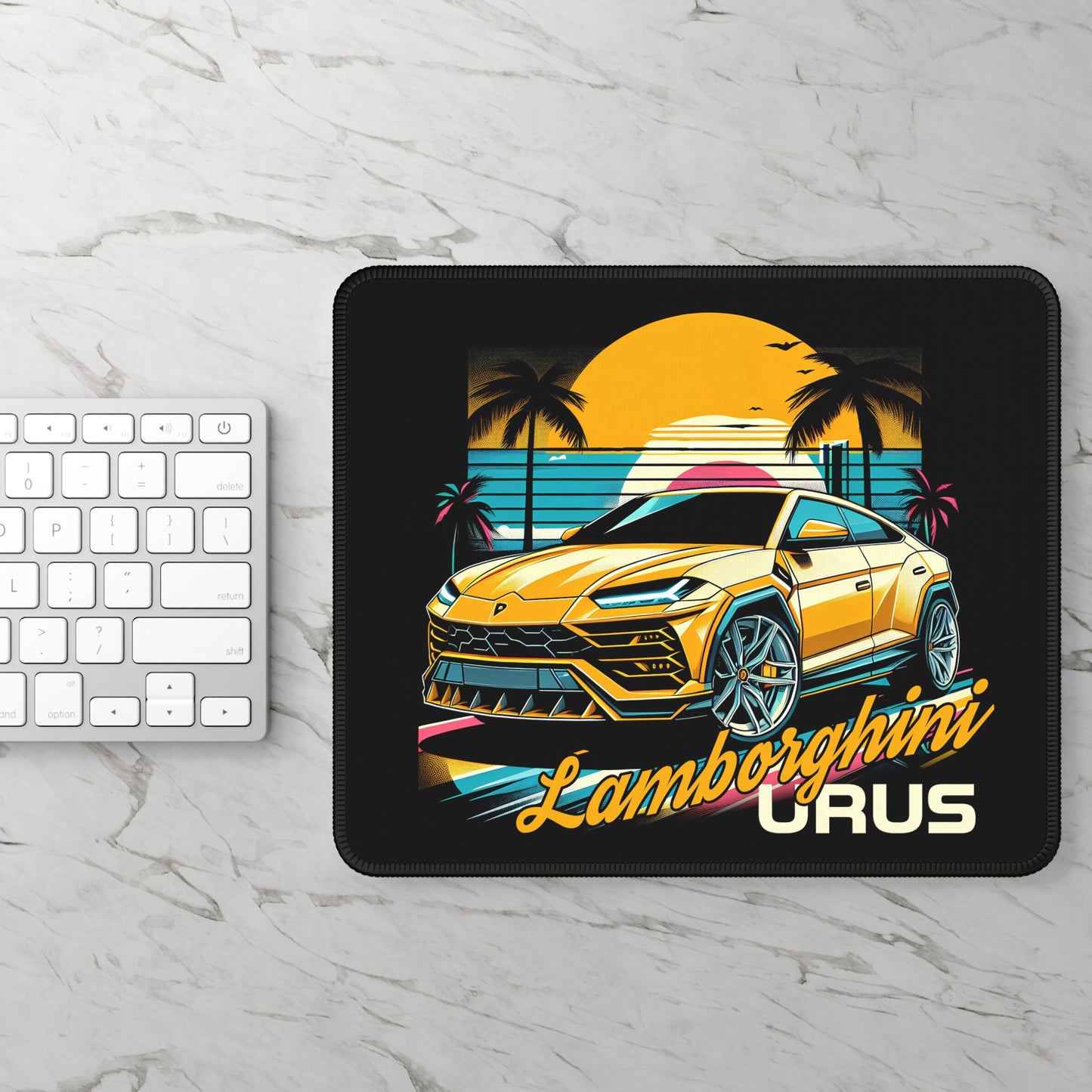 Lamborghini Urus (18'+) Mouse Pad
