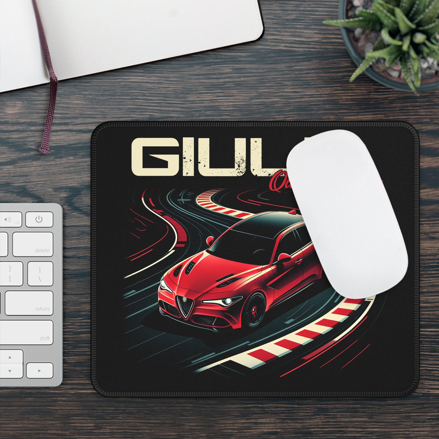 Alfa Romeo Giulia (16-24') Mouse Pad